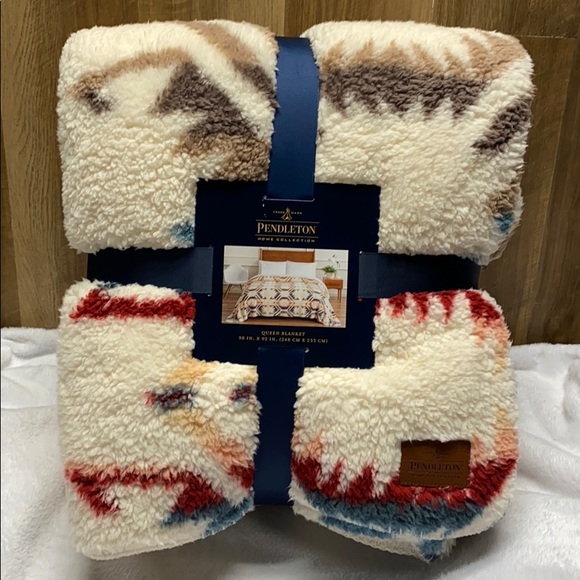 Pedleton- Queen Size Blanket - Picture 2 of 7